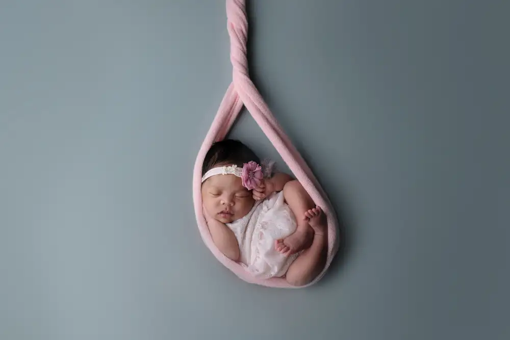 Vera, de Adrian: Cord of Life