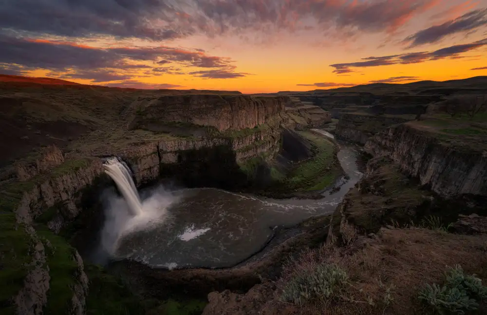 Jacobs, Lydia: Tramonto delle cascate Palouse