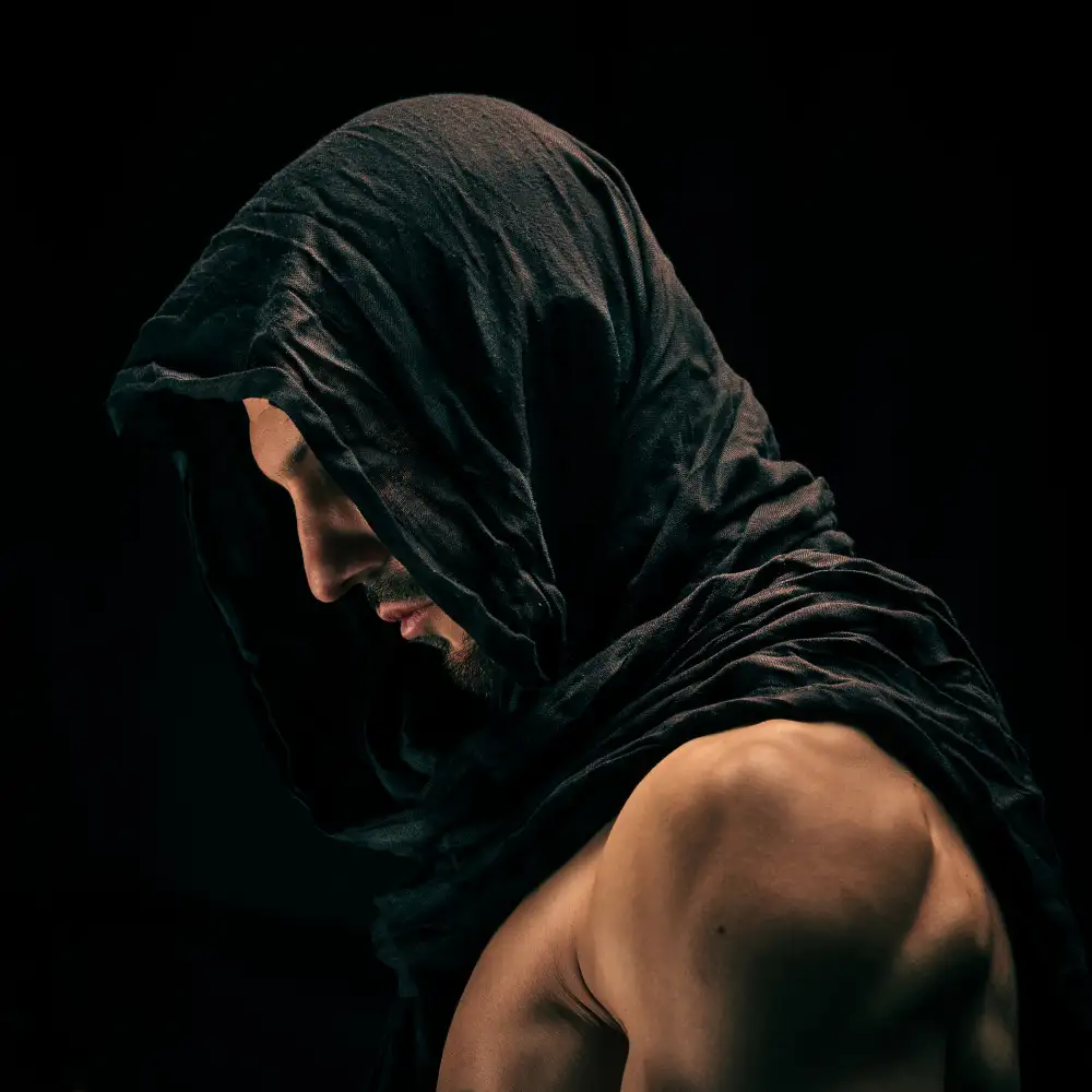 Girmencea, Robert: Alter ego
