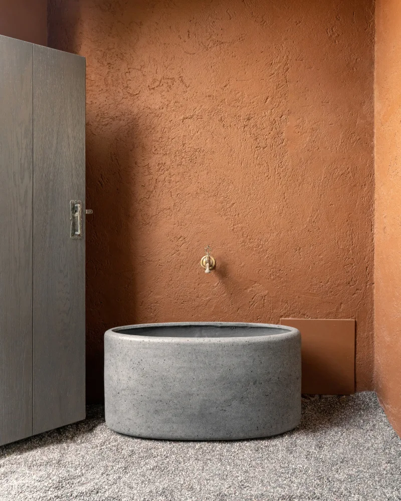 Minorstep: Bain en béton
