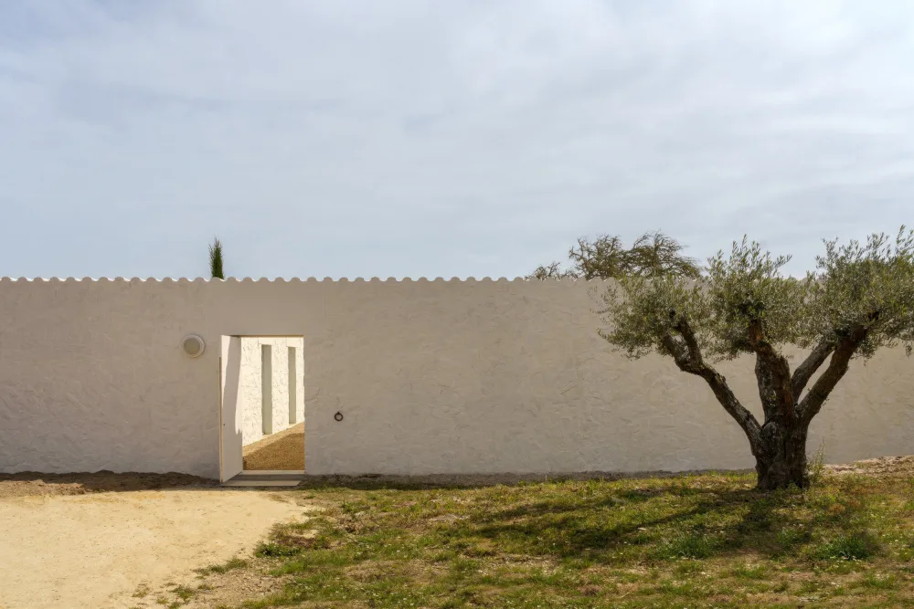 Minorstep: Façade Casadavolta