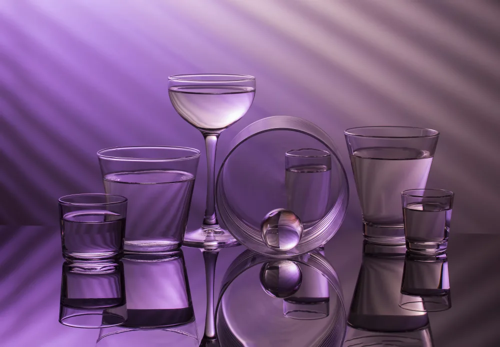 Popov, Evgeniy: From the series "Experiments with glass"