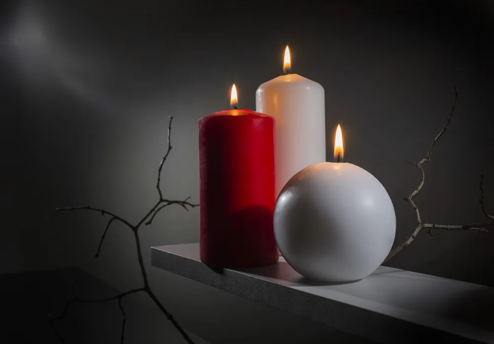 Popov, Evgeniy: "Three candles"