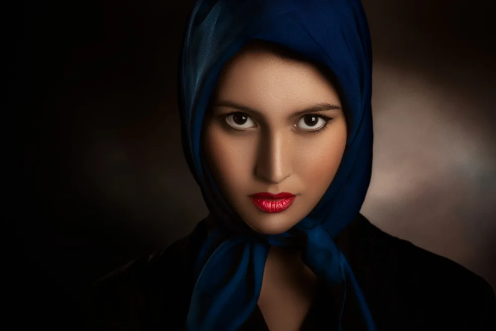 Tambè, Peppe: The blue scarf