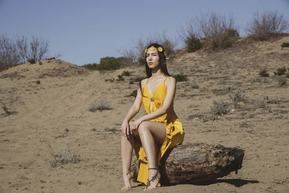 akyurt, engin: woman in yellow dress