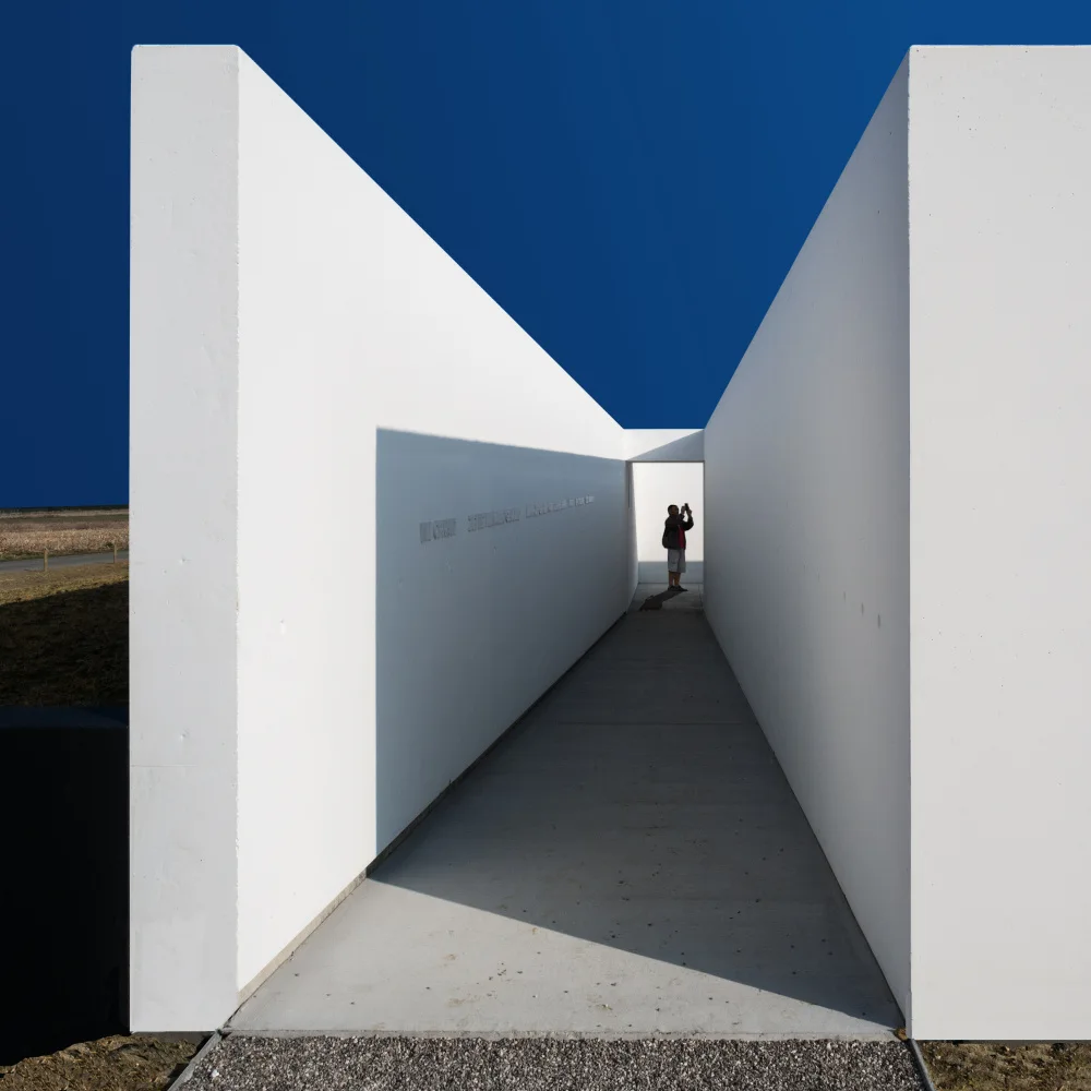 (laGrange), Vangindertael Luc: Pose turística