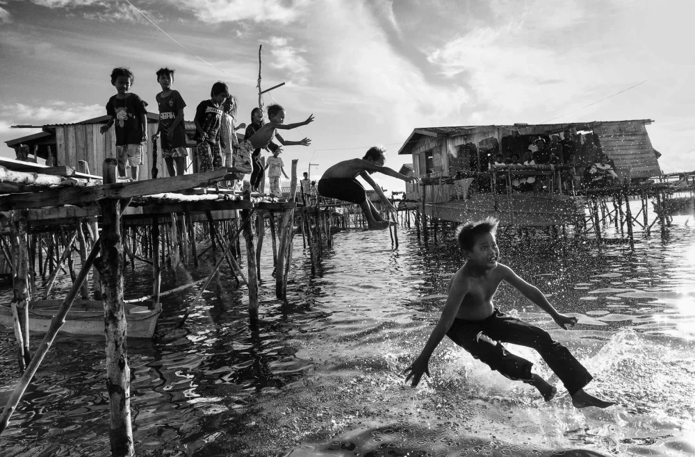 Kong, Yuk John: Estilos de vida de los niños gitanos del mar.