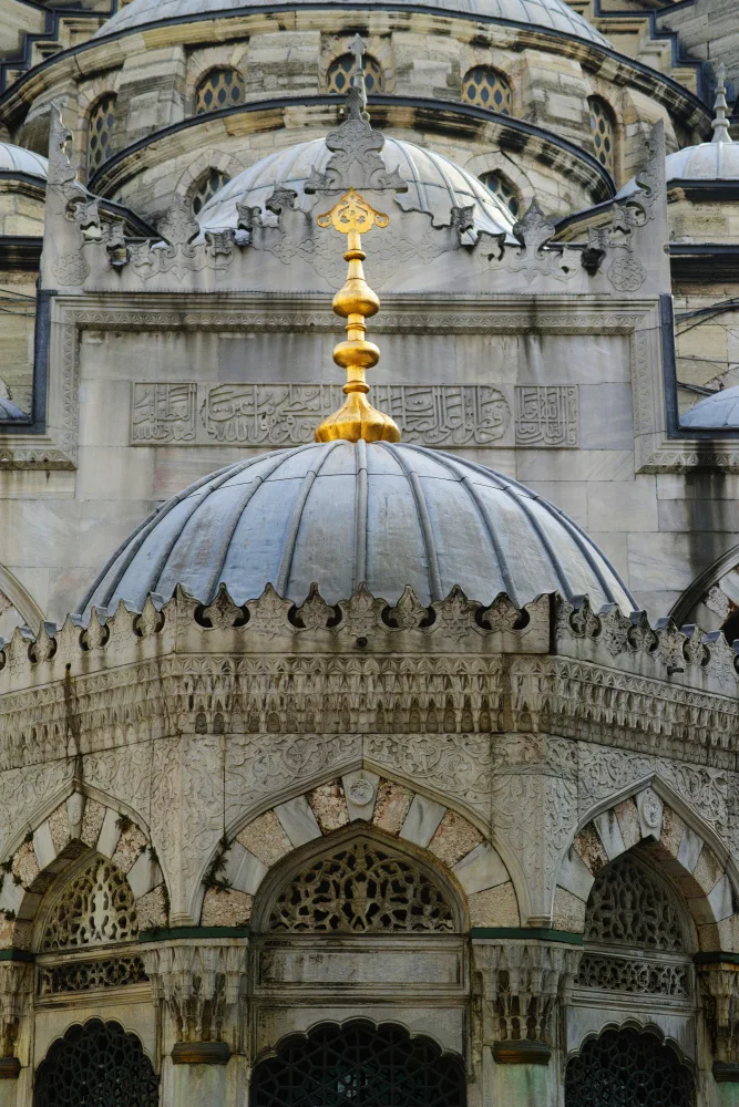 akyurt, engin: eine historische Moschee in der Stadt Istanbul