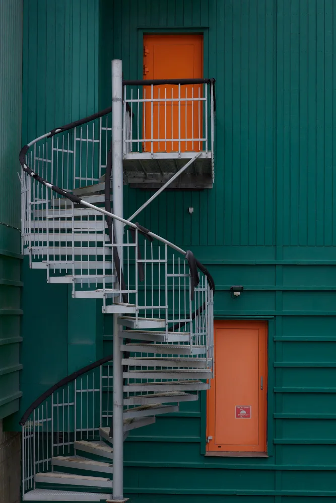 Wiolett: Orange und Grün