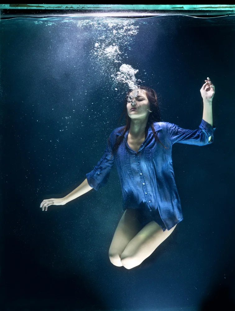akyurt, engin: fotografía de retrato artístico bajo el agua