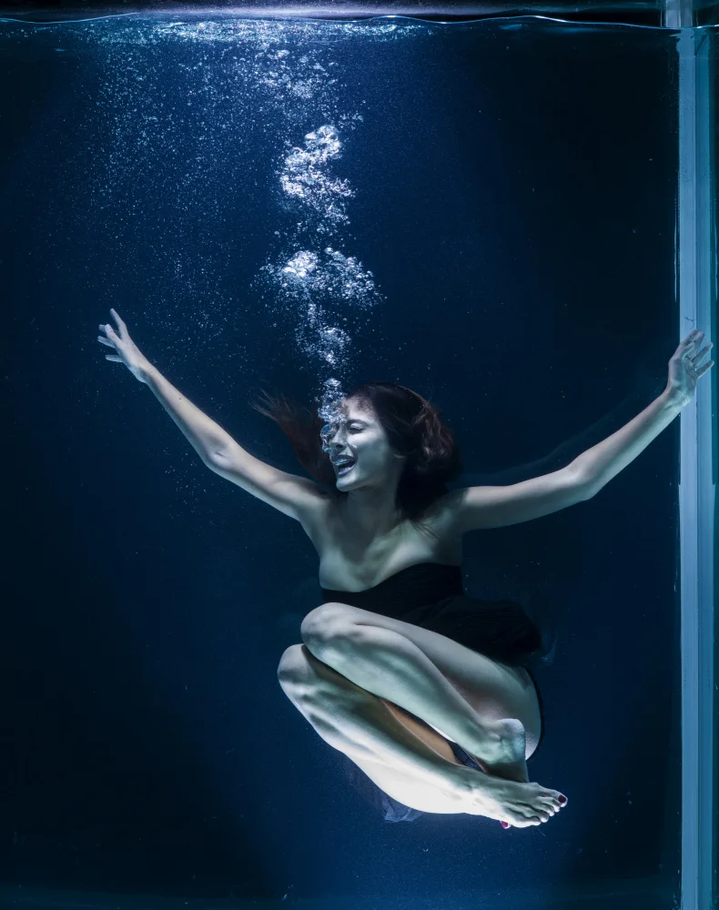 akyurt, engin: fotografía de retrato artístico bajo el agua