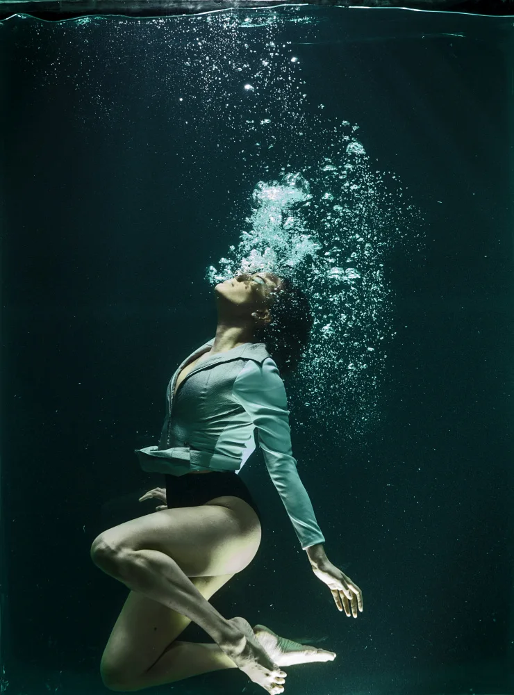 akyurt, engin: fotografía de retrato artístico bajo el agua
