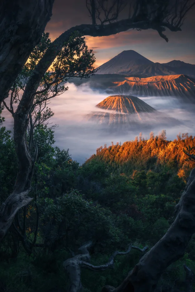 Ye, NingYun: Primi scorci del Monte Bromo