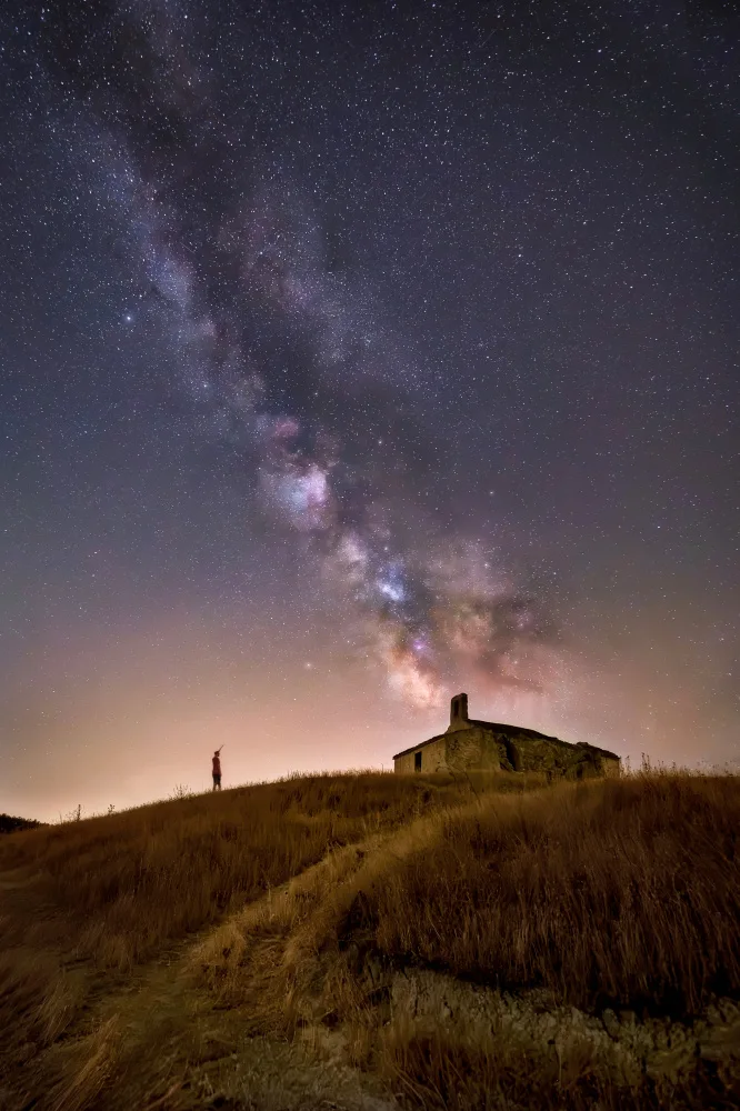 Seco, Luis Juan: A la luz de las estrellas...