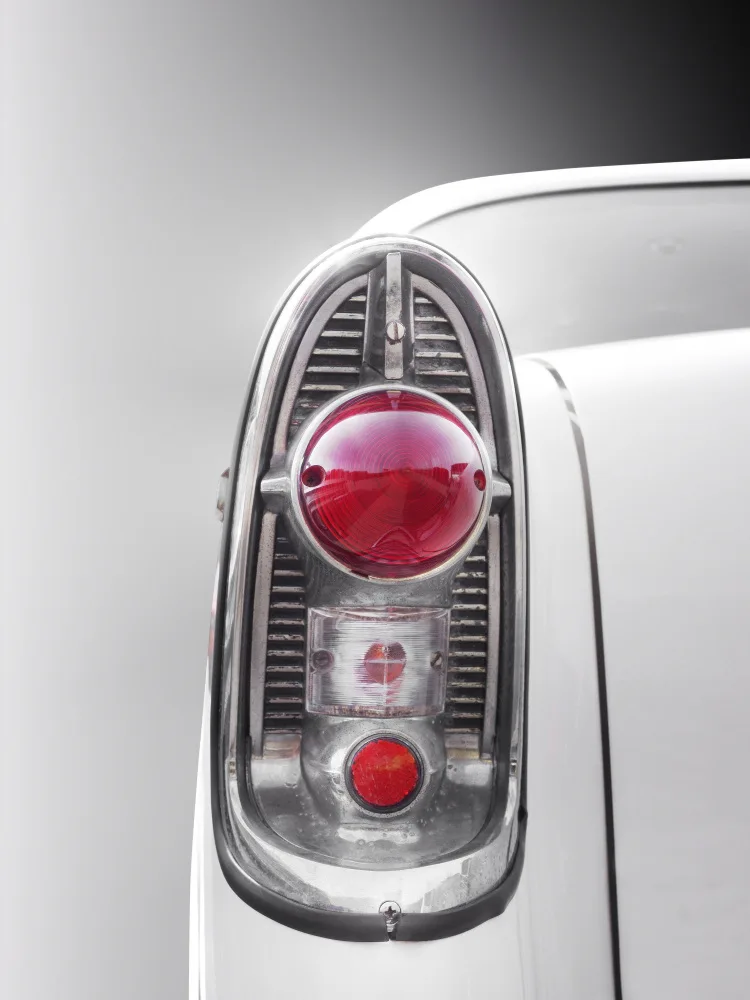 Gube, Beate: American classic car Bel Air 1956 abstract