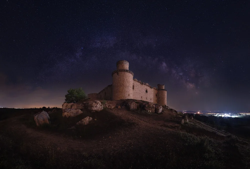 Mingo, de Enrique: AD ASTRA PER ASPERA