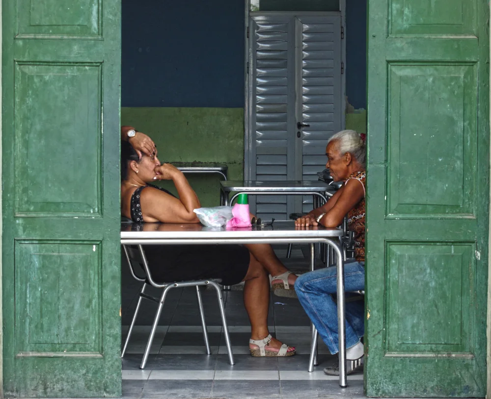 Talkins, Arthur: La Habana: Esperando ser atendida...