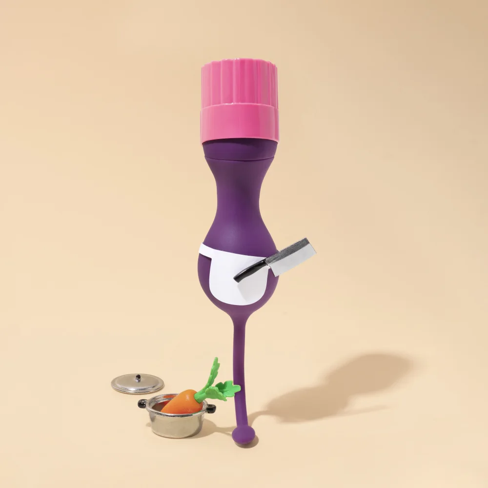 Ramiro, Julia: Compañero de cocina