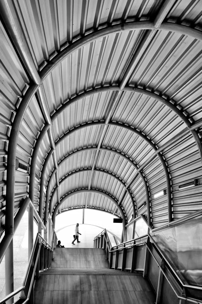 Long, Kieron: Pasarela