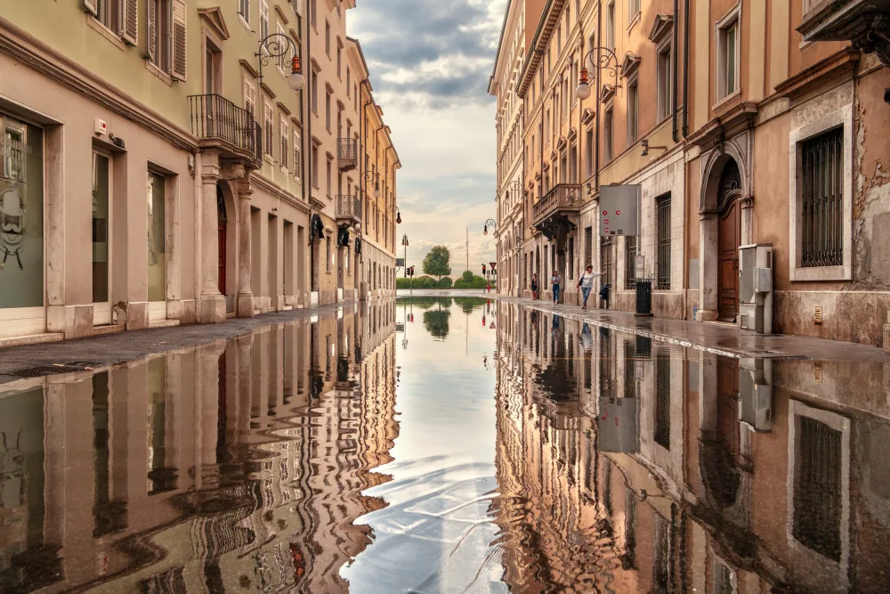 Comari, Andrea: Inundación repentina en Trieste