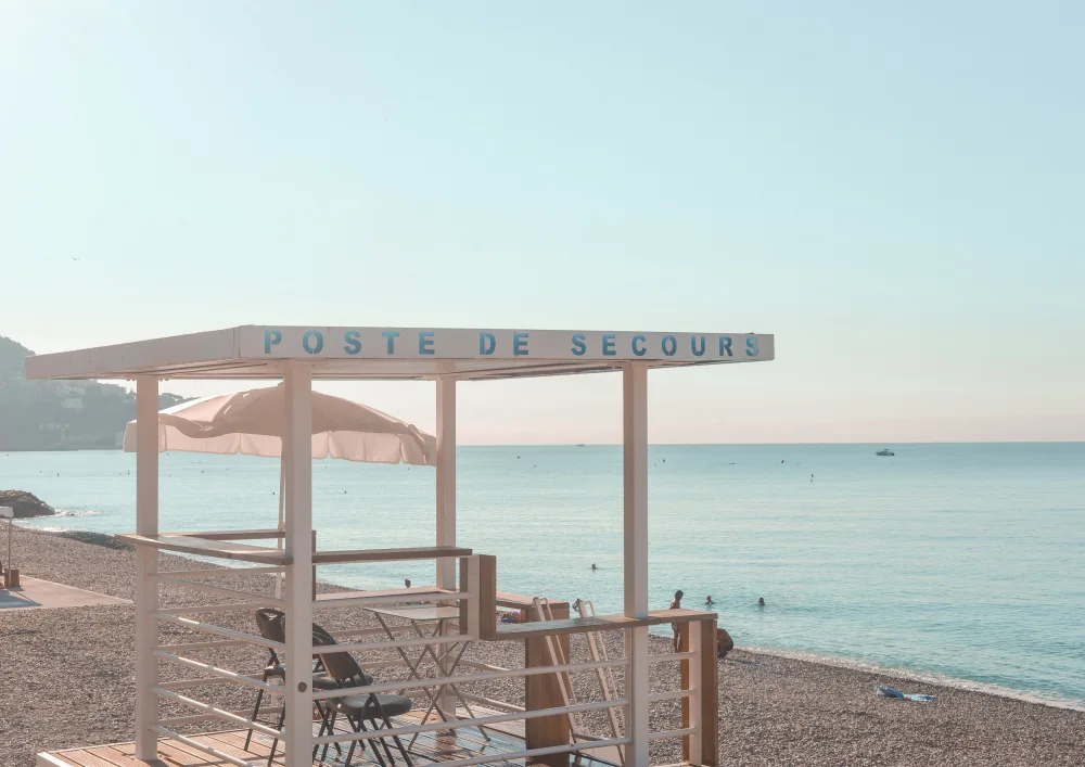 Art, Digital Grace: Riviera-Strand