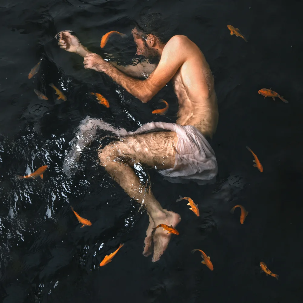 Sedaghi, Hooman: Pescador