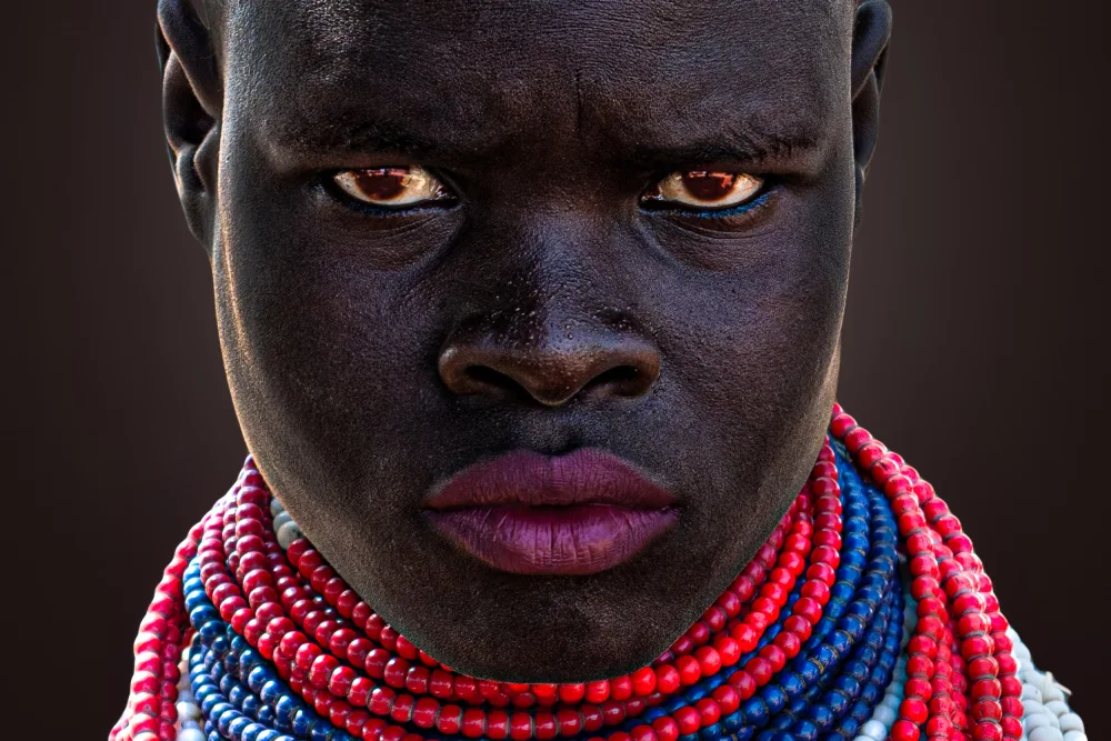 Groof, De Toni: Turmi girl in the Omo valley (Ethiopia)