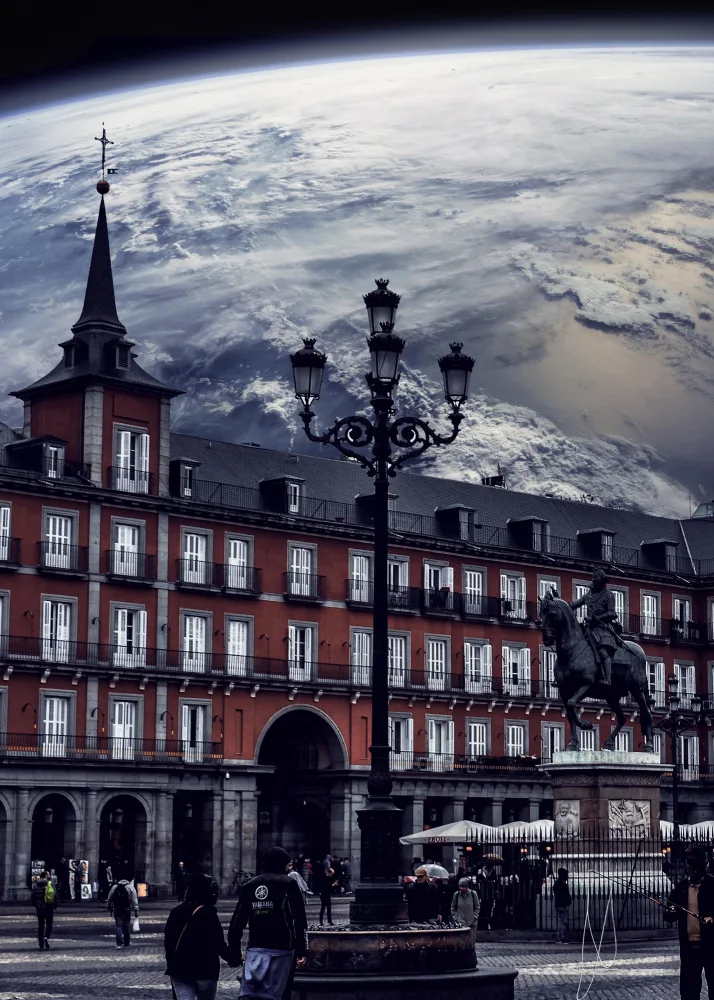 Barizi, Al: Plaza Mayor Madrid Space
