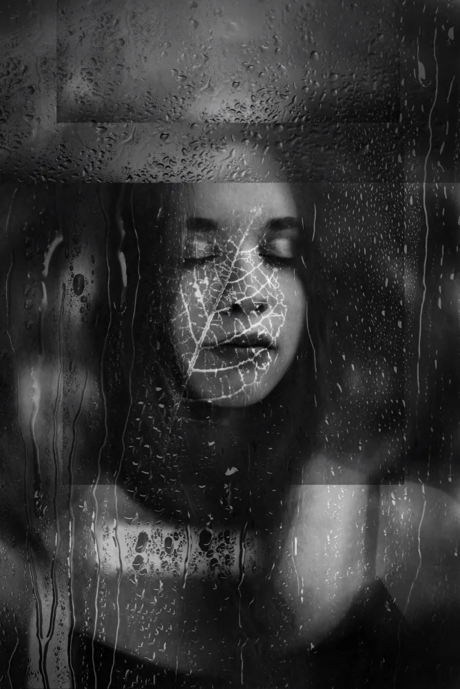 izis: Lluvia de secretos