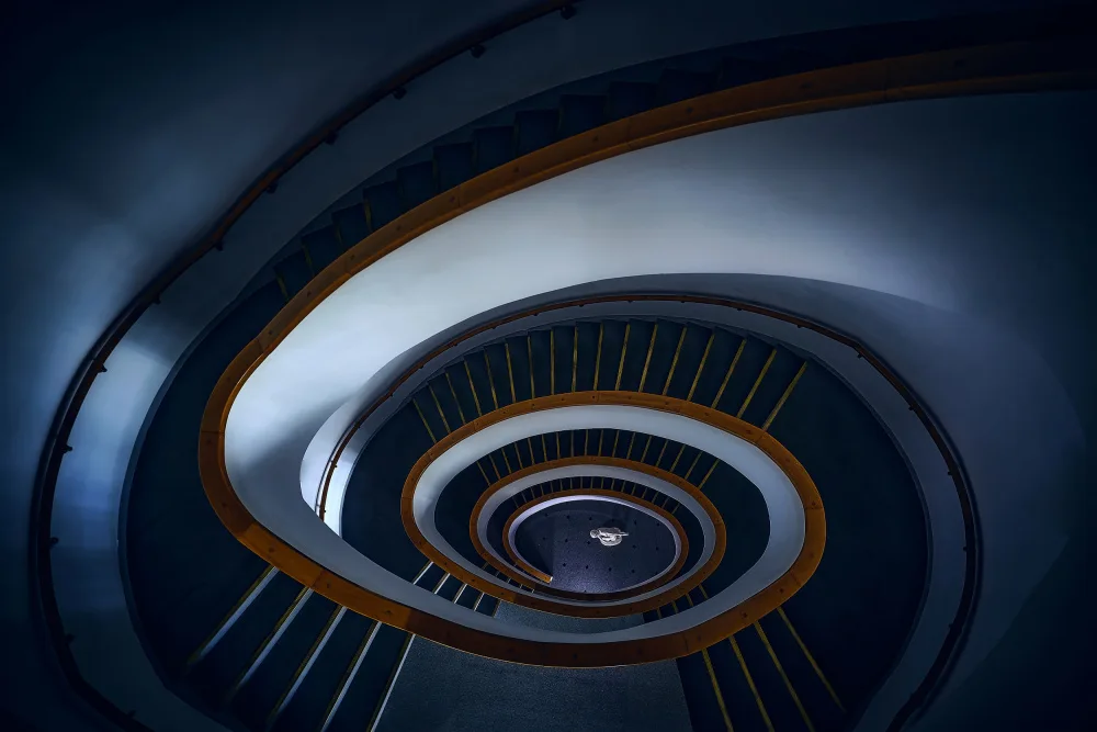 Tsai, MingLun: escaleras