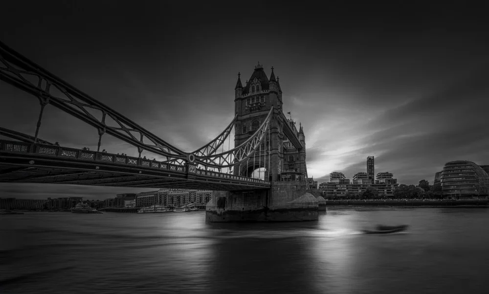 Liu, Yanny: London Bridge