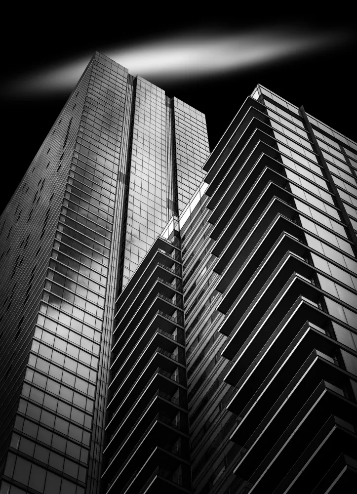 Greco, Luigi: Modern building