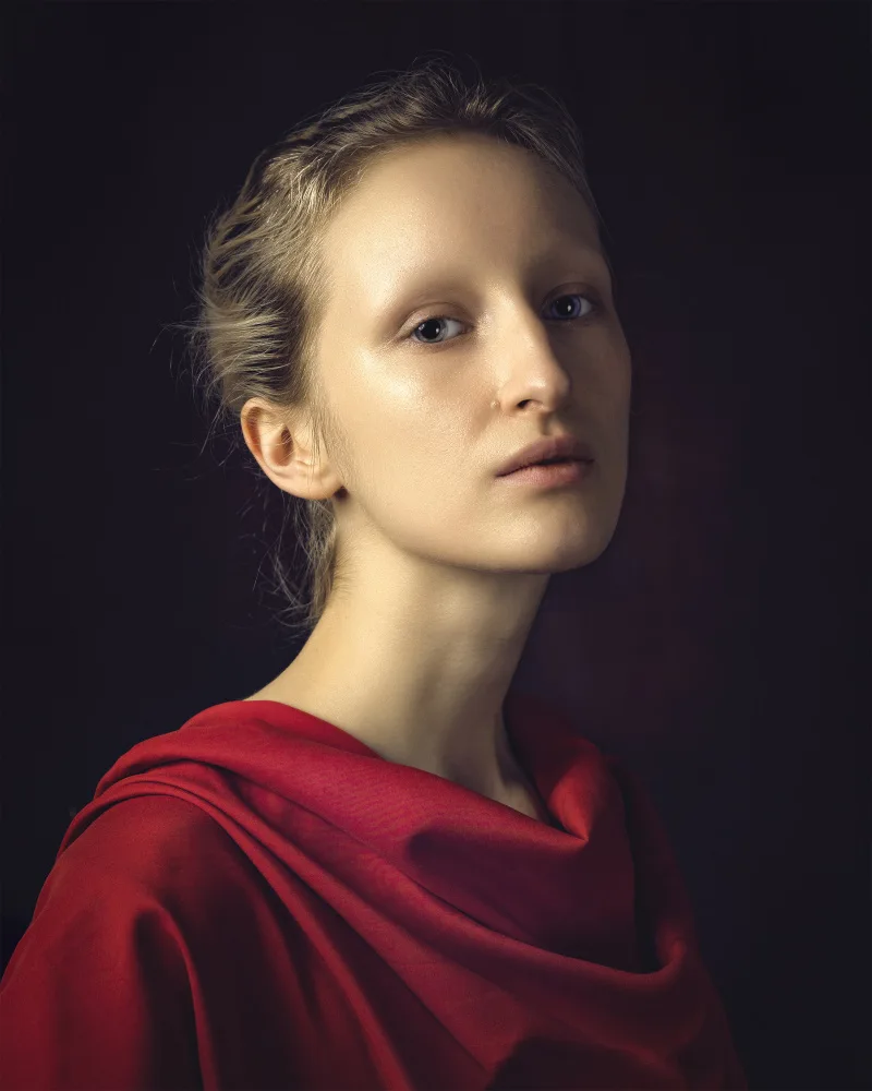Radecki, Lech: Dama de rojo