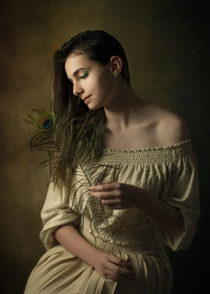 Codreanu, Teodora: Plumas
