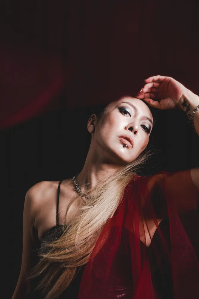 glanz.KAE: hilo rojo