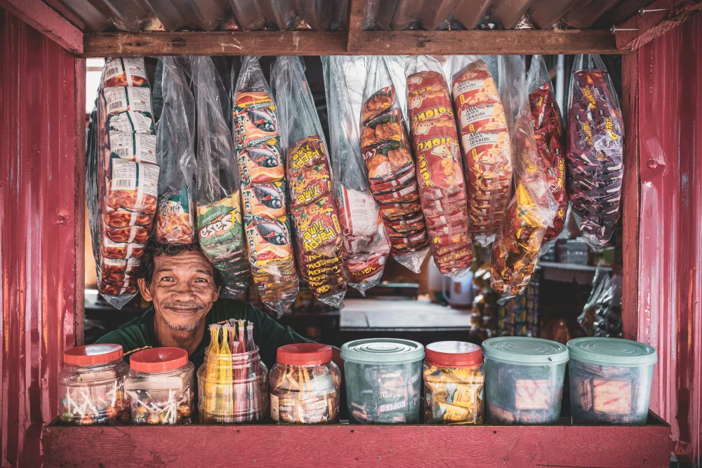 Tagliarino, Marco: The Bajau market in Mabul
