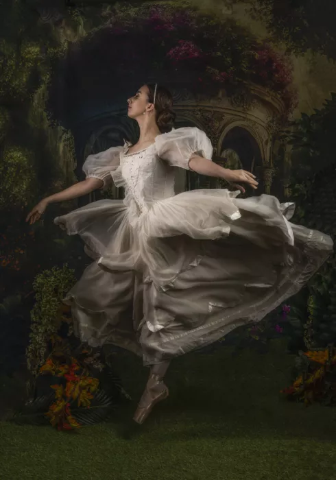Smalley, Karen: La elegante bailarina del jardín