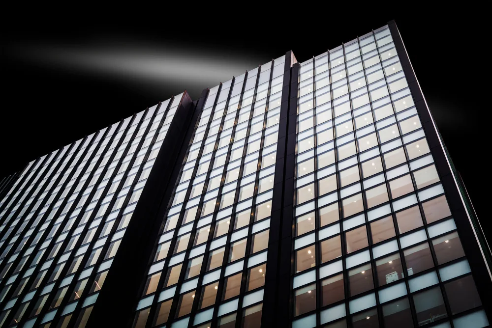 Greco, Luigi: Modern building 10