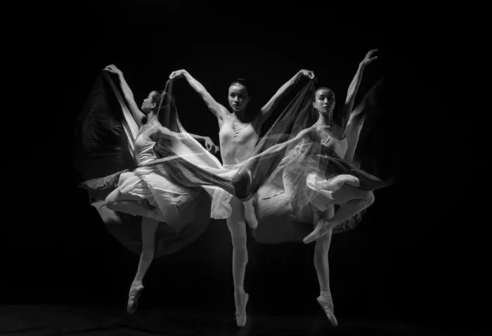 Truong, Van Tran: ballet