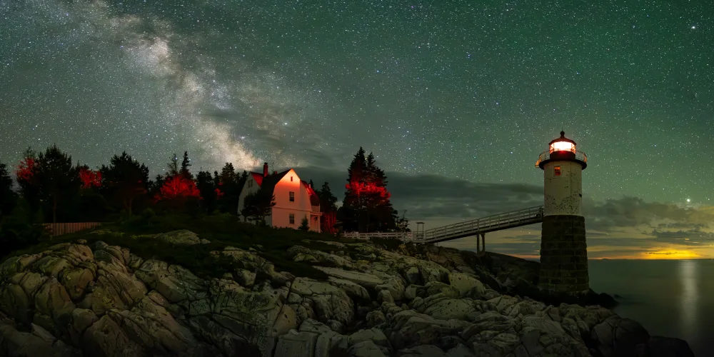Pilla, J. Scott: isle au haut light