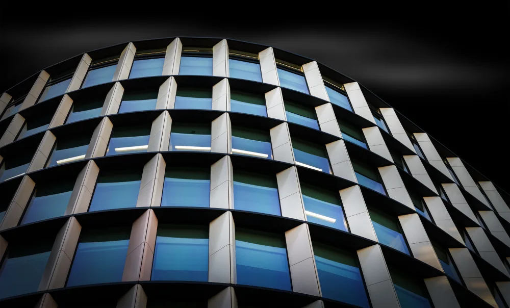 Greco, Luigi: Modern building 11