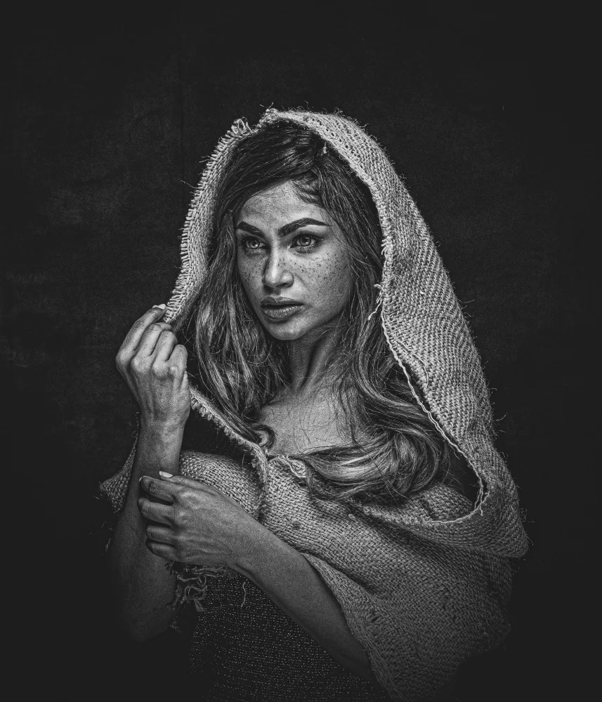 BHATTACHARYYA, PARTHA: A HELPLESS LADY