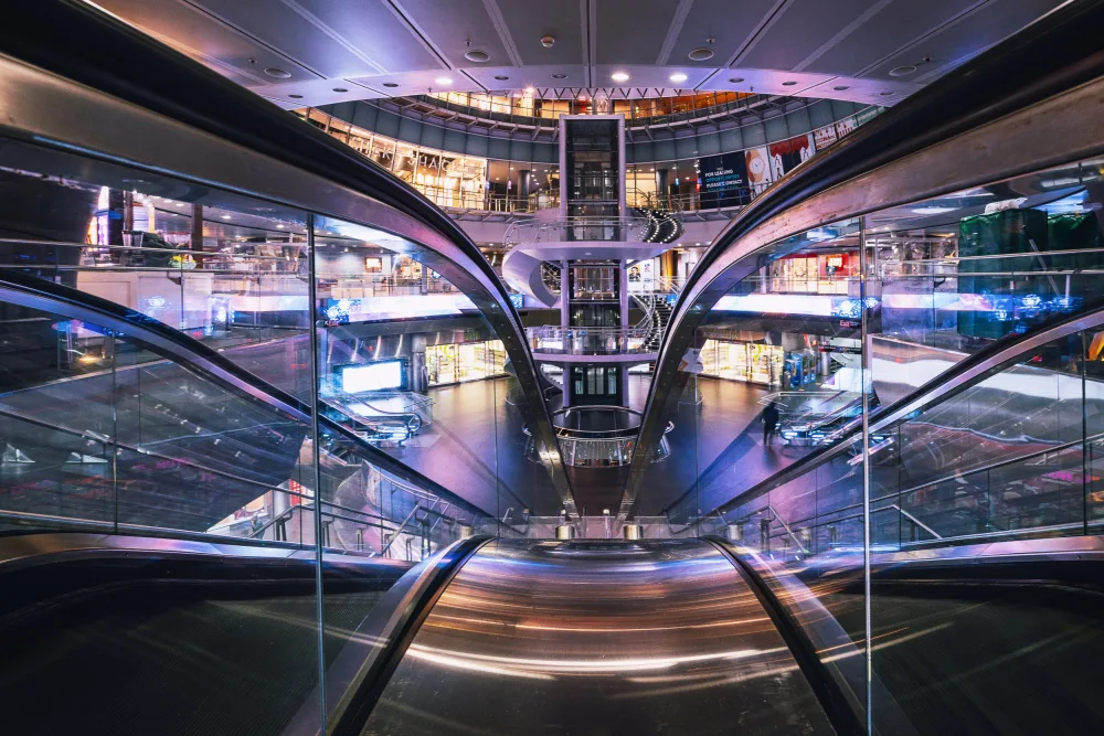 Tenteris, Rene: Fulton Street Station