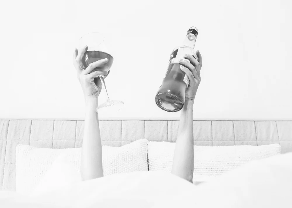 Studio, Pictufy: Aperol In Bed Horisontal