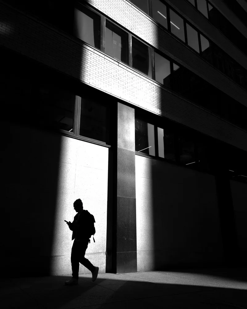Lesica, Ivan: Moment de rue