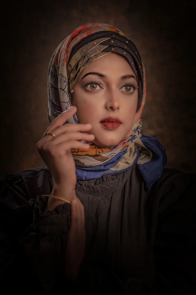 CHATTOPADHYAY, DEBASISH: FOULARD TÊTE DAME