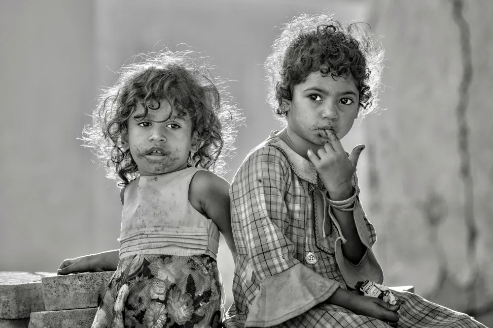 Nouri, Zahra: Ojos