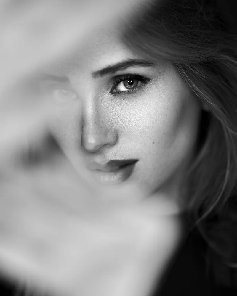 Denis: Simona