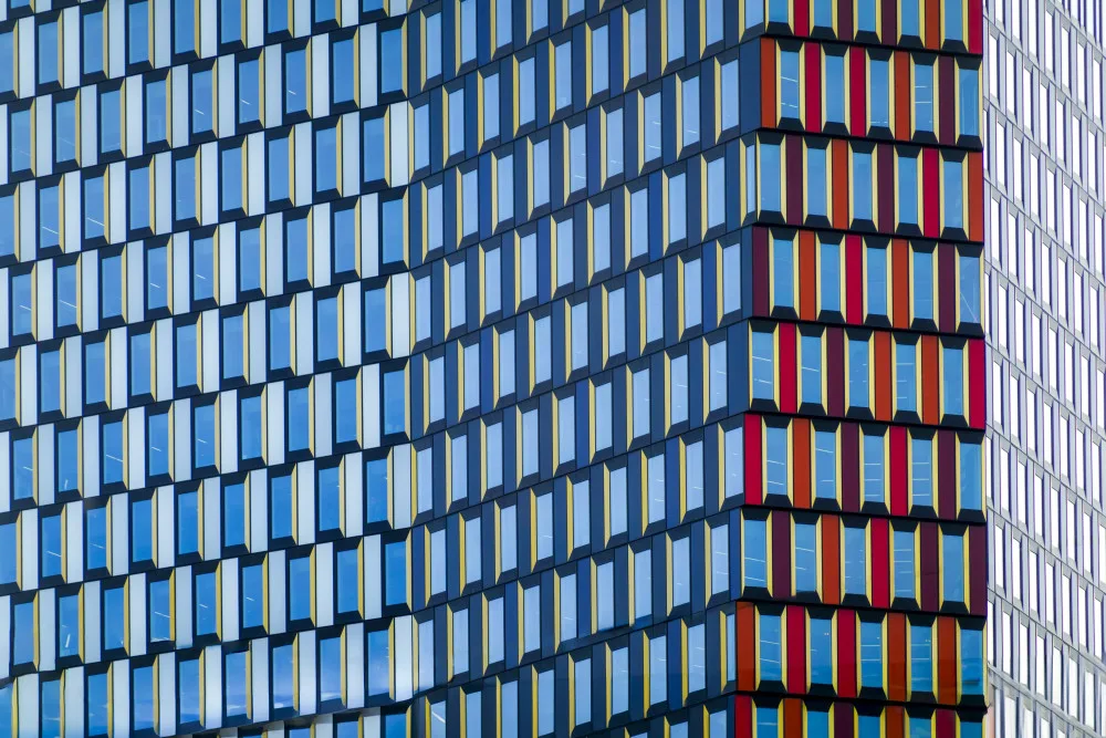 Rückert, Stephan: Fachada de color