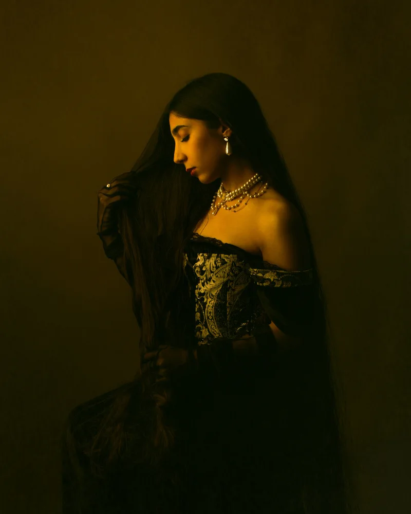 Mokhtari, Mehdi: Negin